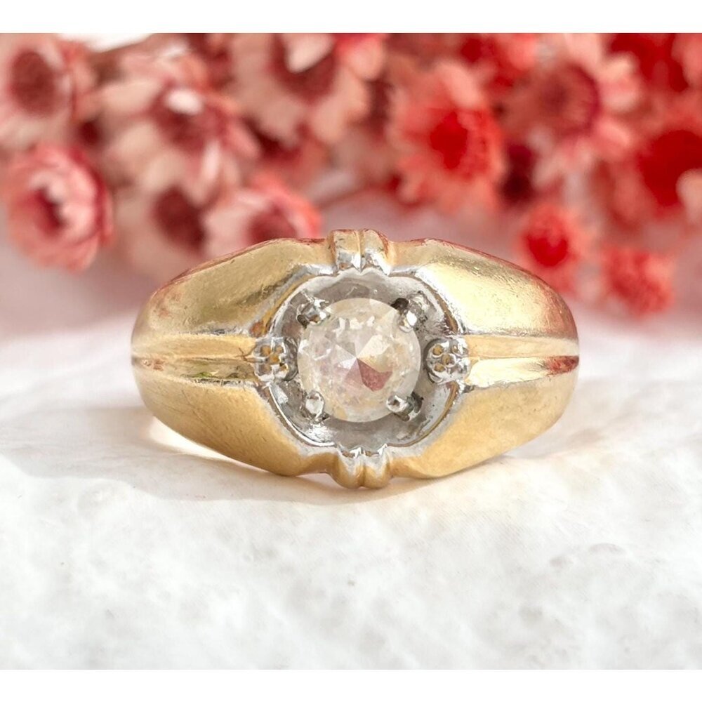Colorless Faux Gemstone Gold Toned Costume Jewelry Vintage Ring - sz 11